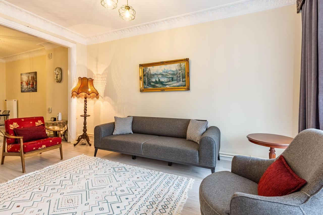 Charming Apartment Surrounded By Vibrant Attractions In Kadikoy Istanbul Luaran gambar